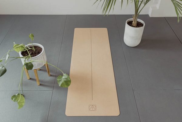 Cork 4mm Eco Yoga Mat - Image 4
