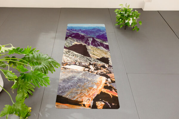 Mt Loki Hot yoga mat