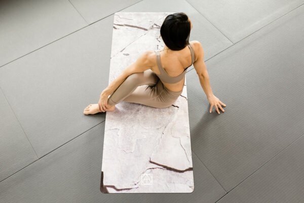 Loki rock Yoga Mat